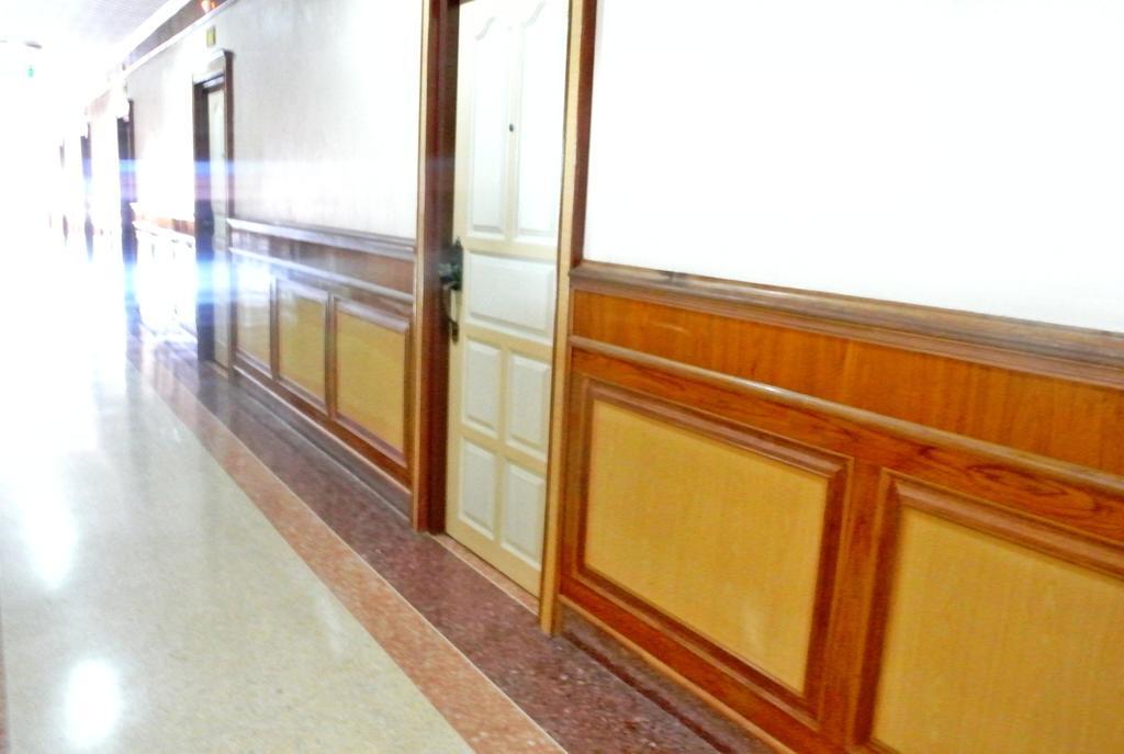 Rose Garden Hotel Αγιουτάγια Εξωτερικό φωτογραφία